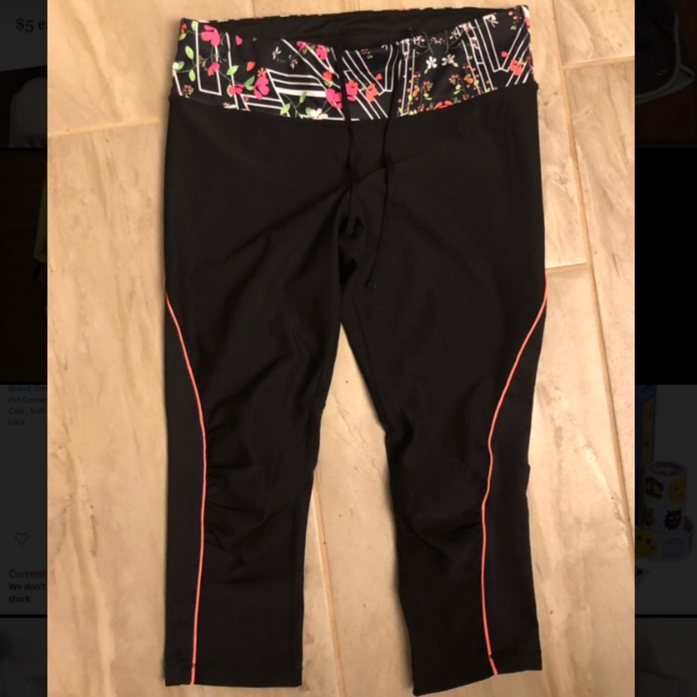 Capri workout pants